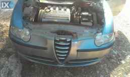 Alfa-Romeo 147   selespeed Twin Spark 3-door  '01