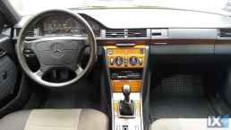 Mercedes-Benz E 200 '93